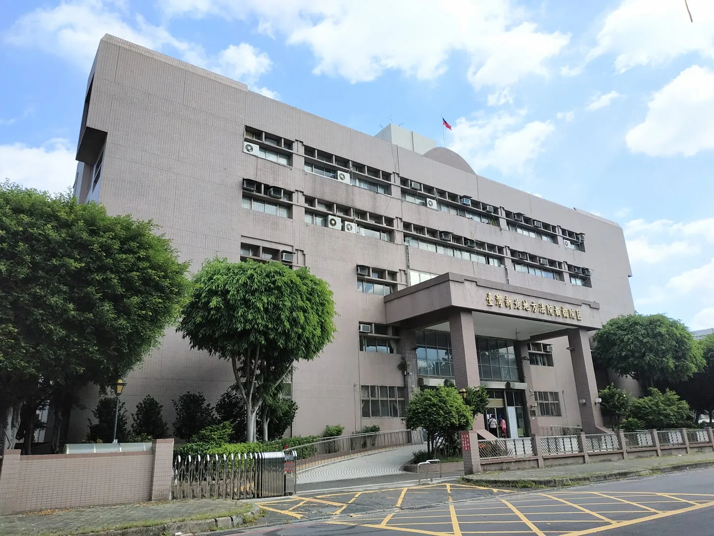 父母對未成年子女行使懲戒權的要件 契約效力